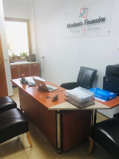 Akademia Finansów Dawid Ziembicki